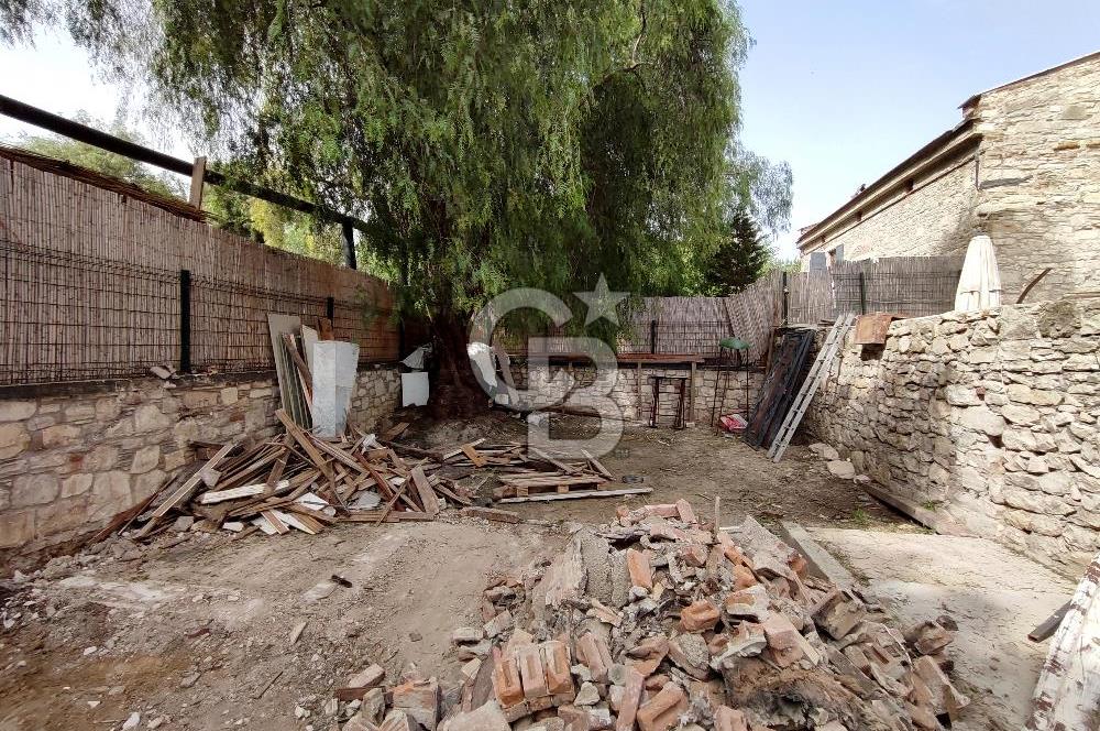 URLA SANAT SOKAĞINDA SATILIK ARSA FIRSATINI KAÇIRMAYIN