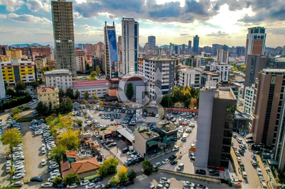 İSTANBUL ATAŞEHİRDE SATILIK TİCARİ İMARLI ARSA