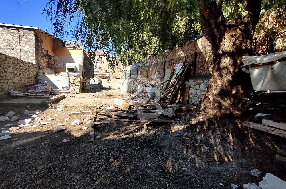 URLA SANAT SOKAĞINDA SATILIK ARSA FIRSATINI KAÇIRMAYIN