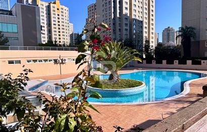 KENTPLUS ATAŞEHİR A4 BLOK’TA 10. KATTA, YENİ EŞYALI, BAKIMLI 1+1 DAİRE