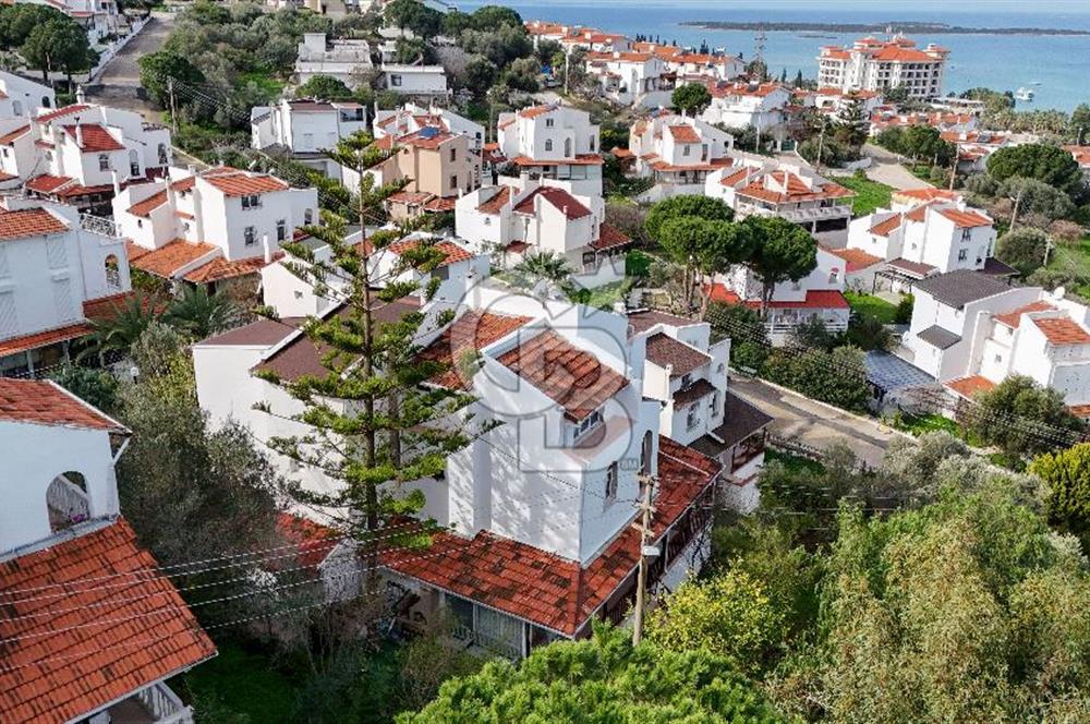 Çeşme Ildır Komple Deniz Manzaralı Satılık 4+1 Villa