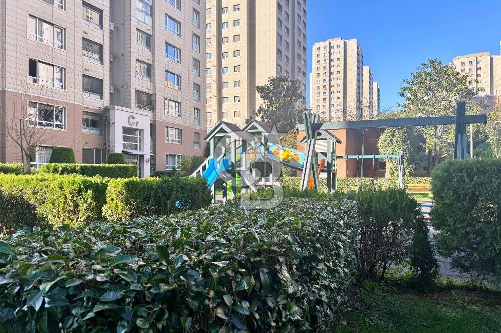 KENTPLUS ATAŞEHİR A4 BLOK’TA 10. KATTA, YENİ EŞYALI, BAKIMLI 1+1 DAİRE