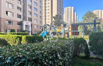 KENTPLUS ATAŞEHİR A4 BLOK’TA 10. KATTA, YENİ EŞYALI, BAKIMLI 1+1 DAİRE