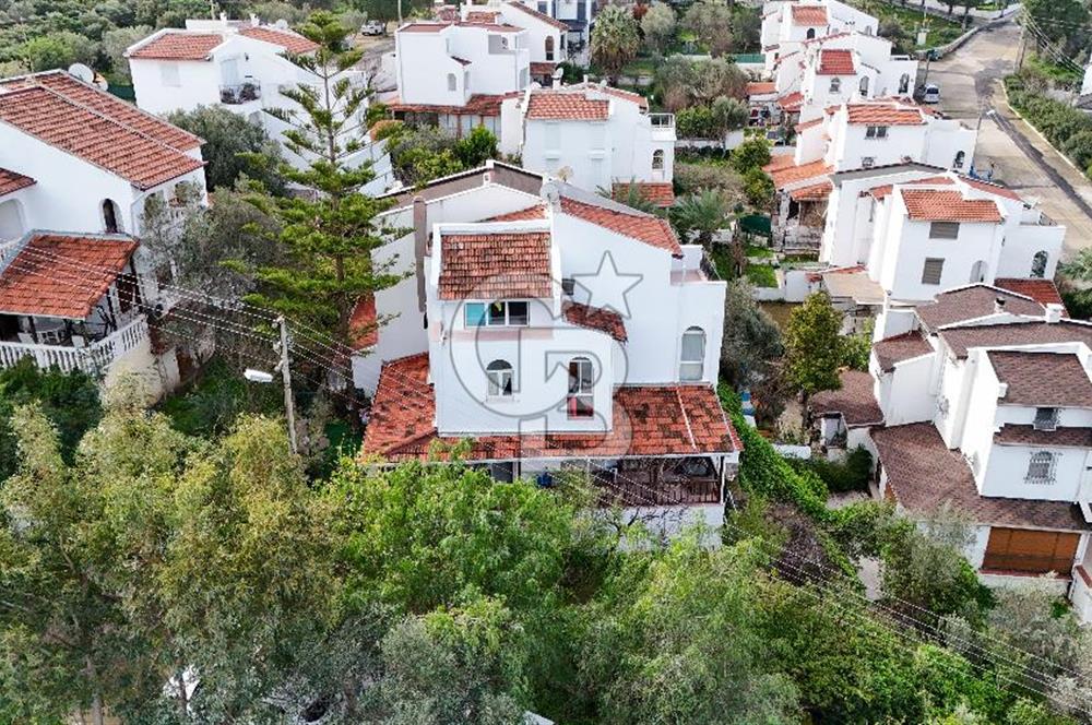 Çeşme Ildır Komple Deniz Manzaralı Satılık 4+1 Villa