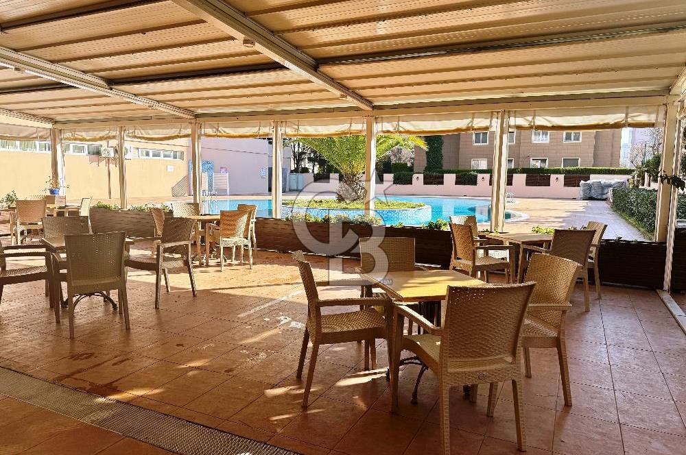 KENTPLUS ATAŞEHİR A4 BLOK’TA 10. KATTA, YENİ EŞYALI, BAKIMLI 1+1 DAİRE