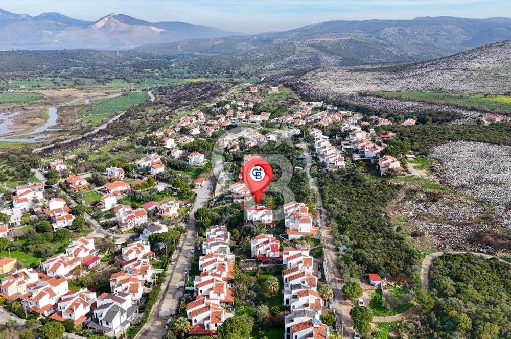 Çeşme Ildır Komple Deniz Manzaralı Satılık 4+1 Villa