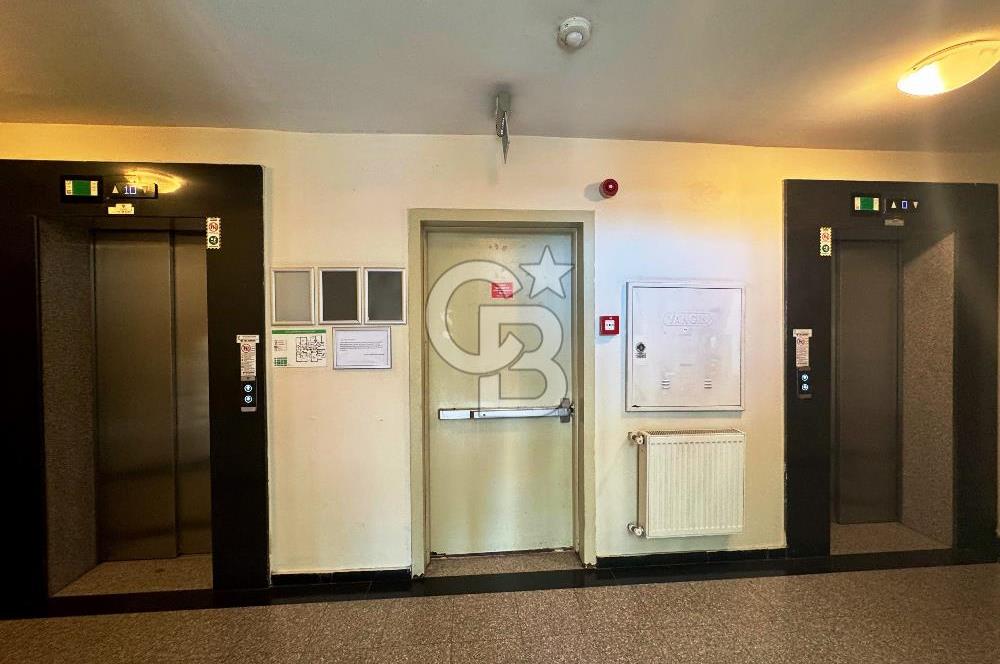 KENTPLUS ATAŞEHİR A4 BLOK’TA 10. KATTA, YENİ EŞYALI, BAKIMLI 1+1 DAİRE