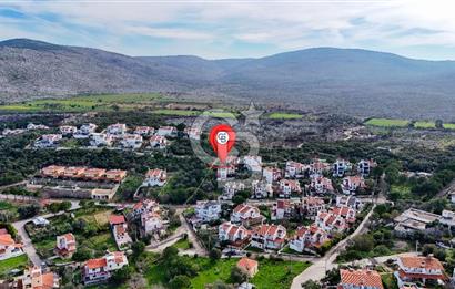 Çeşme Ildır Komple Deniz Manzaralı Satılık 4+1 Villa