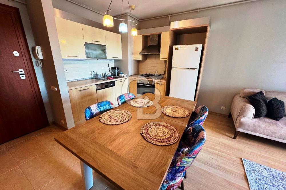 KENTPLUS ATAŞEHİR A4 BLOK’TA 10. KATTA, YENİ EŞYALI, BAKIMLI 1+1 DAİRE