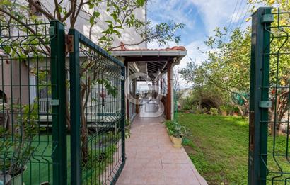 Çeşme Ildır Komple Deniz Manzaralı Satılık 4+1 Villa