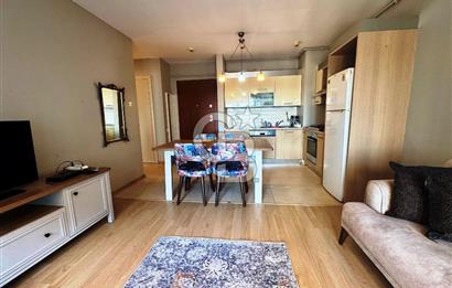 KENTPLUS ATAŞEHİR A4 BLOK’TA 10. KATTA, YENİ EŞYALI, BAKIMLI 1+1 DAİRE