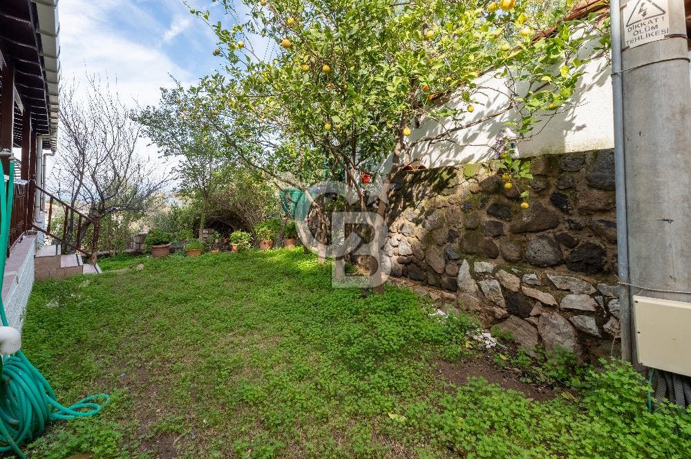 Çeşme Ildır Komple Deniz Manzaralı Satılık 4+1 Villa