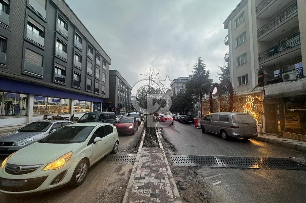 Buca Hasanağa Bölgesinde Cadde Üzeri 400 m² Devren Kiralık Kafe