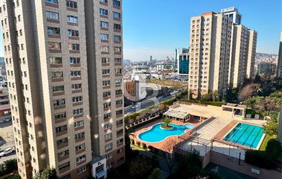 KENTPLUS ATAŞEHİR A4 BLOK’TA 10. KATTA, YENİ EŞYALI, BAKIMLI 1+1 DAİRE