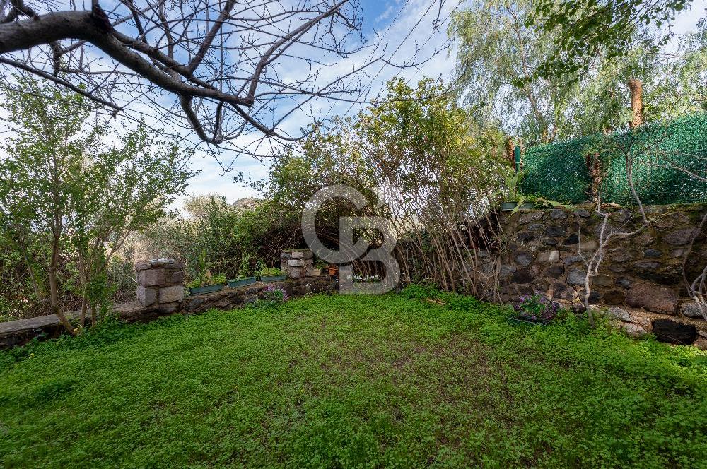 Çeşme Ildır Komple Deniz Manzaralı Satılık 4+1 Villa