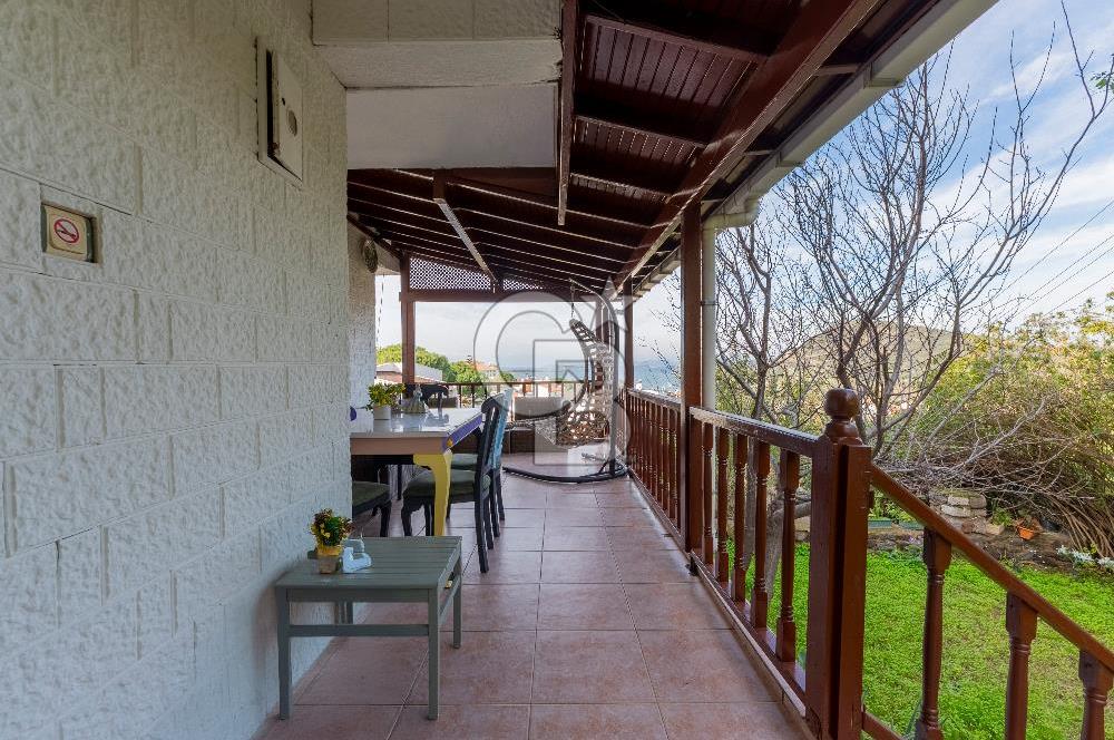 Çeşme Ildır Komple Deniz Manzaralı Satılık 4+1 Villa