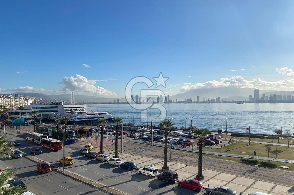 KARŞIYAKA YALISINDA MUHTEŞEM DENİZ MANZARALI, KİRALIK 4+1 DAİRE