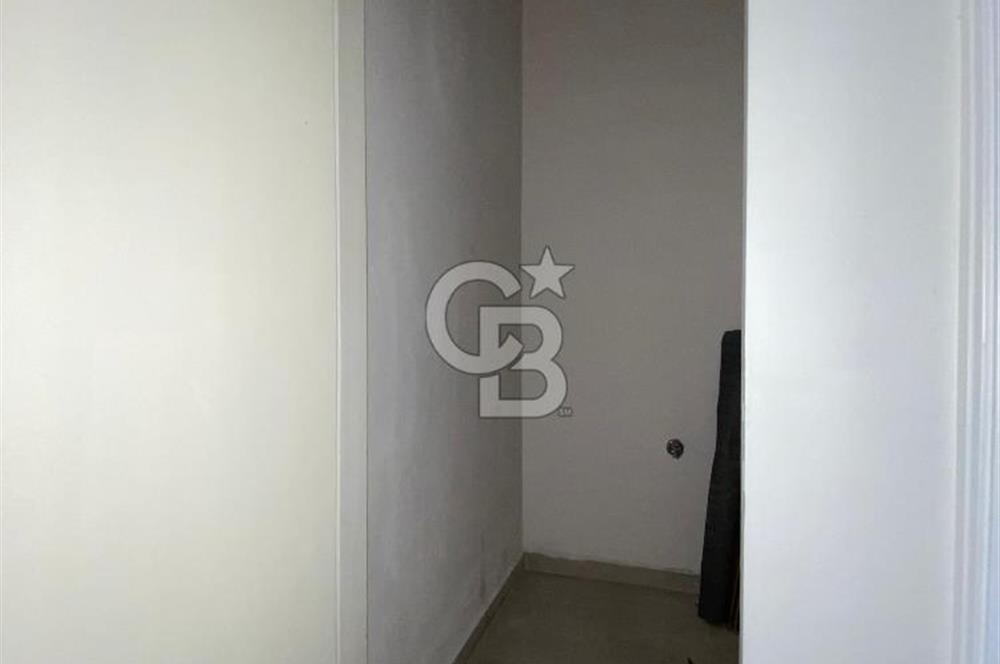 KARŞIYAKA YALISINDA MUHTEŞEM DENİZ MANZARALI, KİRALIK 4+1 DAİRE