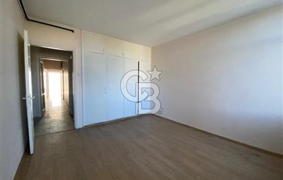 KARŞIYAKA YALISINDA MUHTEŞEM DENİZ MANZARALI, KİRALIK 4+1 DAİRE