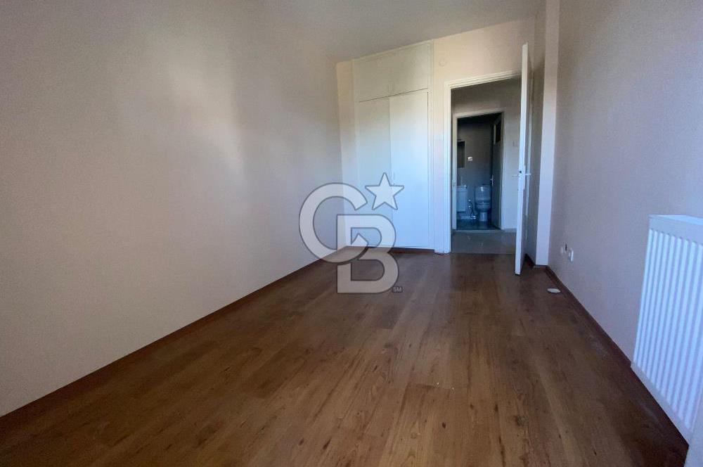 KARŞIYAKA YALISINDA MUHTEŞEM DENİZ MANZARALI, KİRALIK 4+1 DAİRE