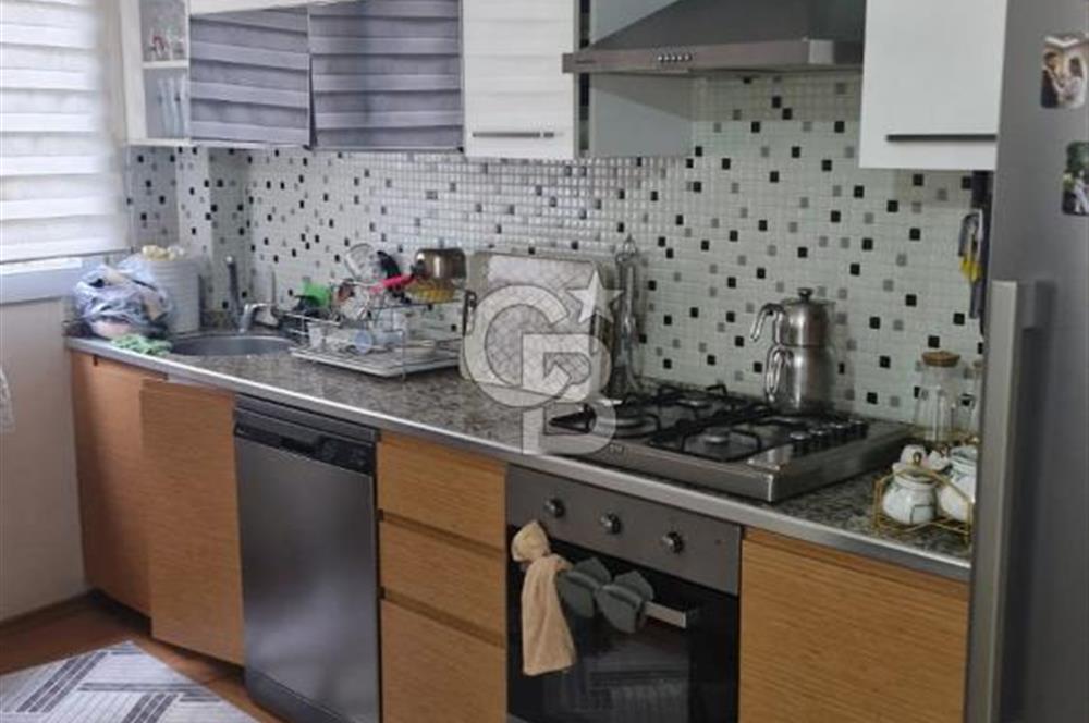 Bornova Erzene'de Genç Binada, Asansörlü 2+1