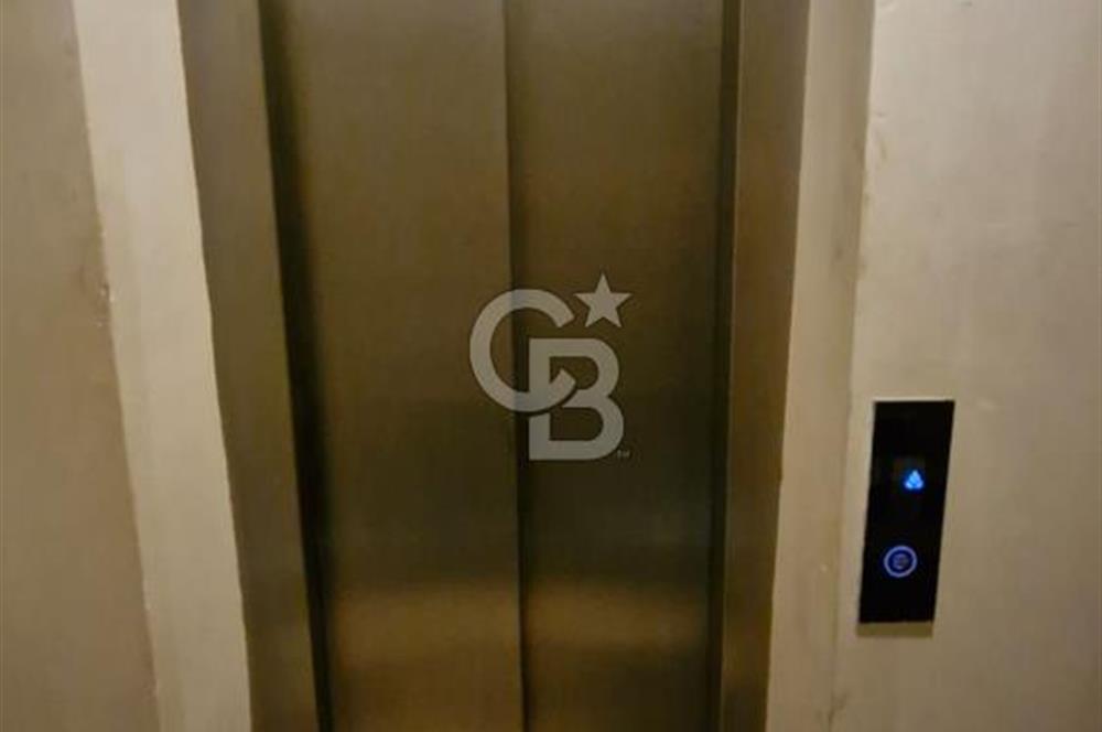 Bornova Erzene'de Genç Binada, Asansörlü 2+1