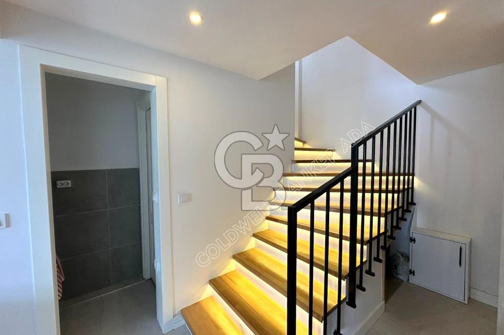 SOĞUCAK KUŞADASI’NDA SATILIK DENİZ MANZARALI ÖZEL HAVUZLU 3+2 TRİPLEKS VİLLA