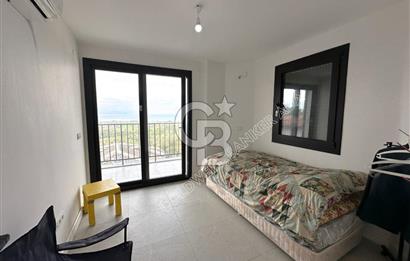 SOĞUCAK KUŞADASI’NDA SATILIK DENİZ MANZARALI ÖZEL HAVUZLU 3+2 TRİPLEKS VİLLA