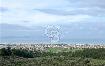 SOĞUCAK KUŞADASI’NDA SATILIK DENİZ MANZARALI ÖZEL HAVUZLU 3+2 TRİPLEKS VİLLA