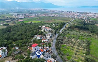 SOĞUCAK KUŞADASI’NDA SATILIK DENİZ MANZARALI ÖZEL HAVUZLU 3+2 TRİPLEKS VİLLA