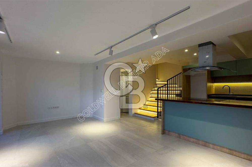 SOĞUCAK KUŞADASI’NDA SATILIK DENİZ MANZARALI ÖZEL HAVUZLU 3+2 TRİPLEKS VİLLA