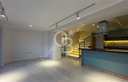 SOĞUCAK KUŞADASI’NDA SATILIK DENİZ MANZARALI ÖZEL HAVUZLU 3+2 TRİPLEKS VİLLA