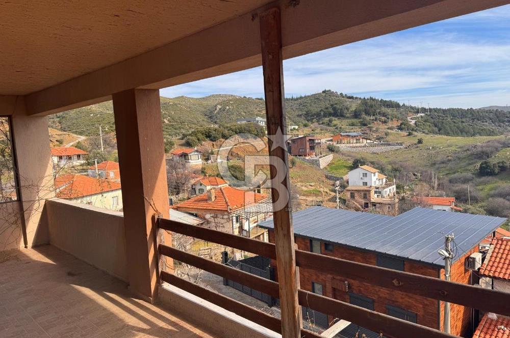 Seferihisar Orhanlı Satılık Müstakil Ev Ve Arsası