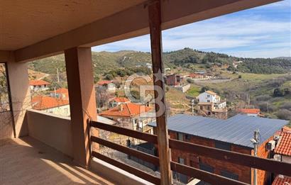 Seferihisar Orhanlı Satılık Müstakil Ev Ve Arsası