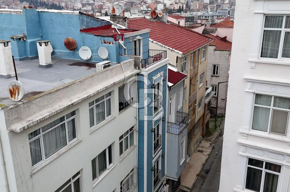Beyoğlu Kalyoncu Kulluğu Mahallesi nde Komple Satılık Bina