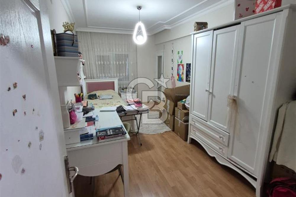 Körfezköy Nar Evleri Sitesinde Deniz Manzaralı Kiralık Daire.