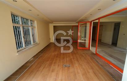 OKULLAR BÖLGESİNDE 3 KATLI, 750 m2, BAHÇELİ KOMPLE KİRALIK BİNA