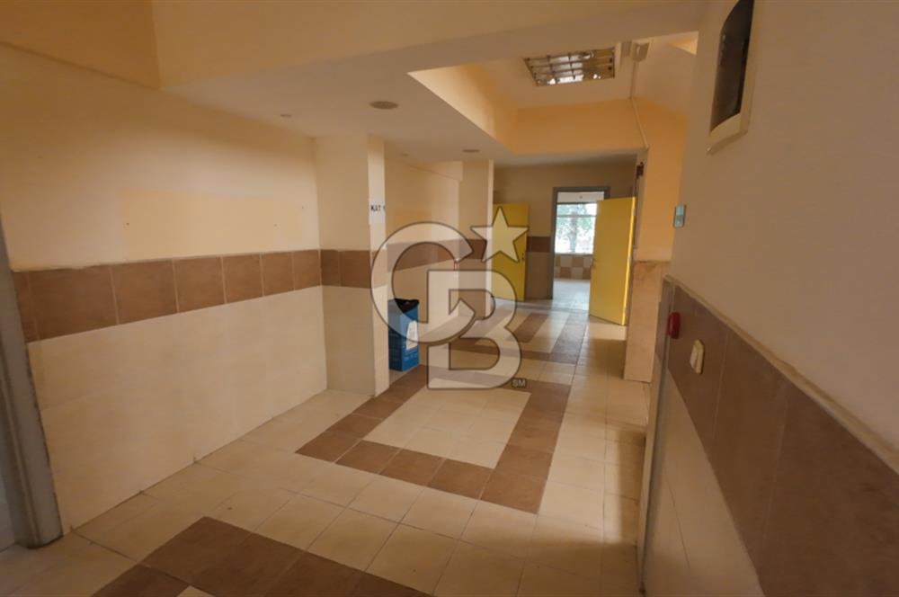 OKULLAR BÖLGESİNDE 3 KATLI, 750 m2, BAHÇELİ KOMPLE KİRALIK BİNA