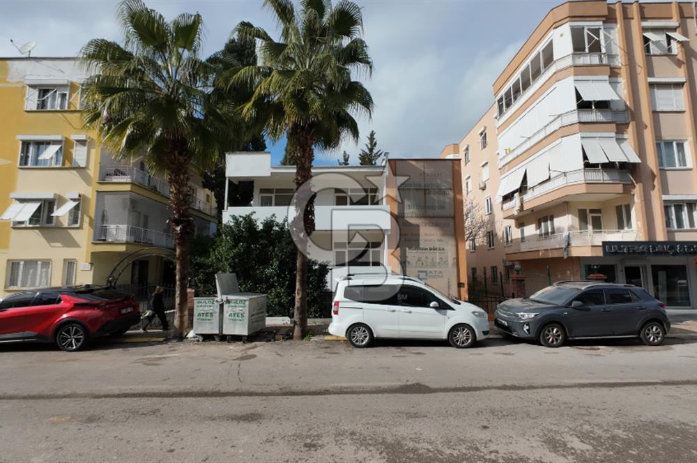 OKULLAR BÖLGESİNDE 3 KATLI, 750 m2, BAHÇELİ KOMPLE KİRALIK BİNA