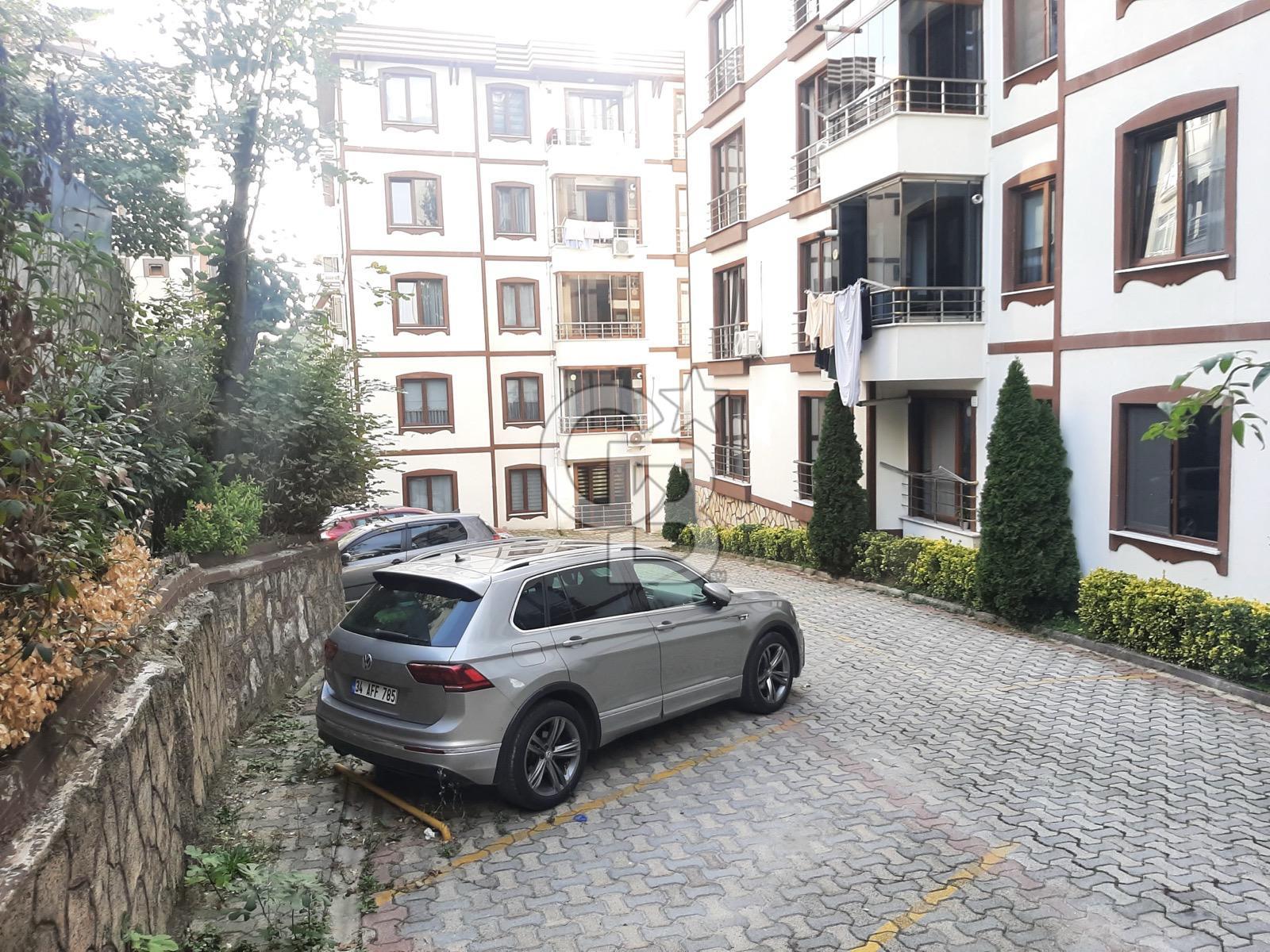 SANCAKTEPE BEYAZ KONAKLARDA SATILIK 2+1 DAİRE