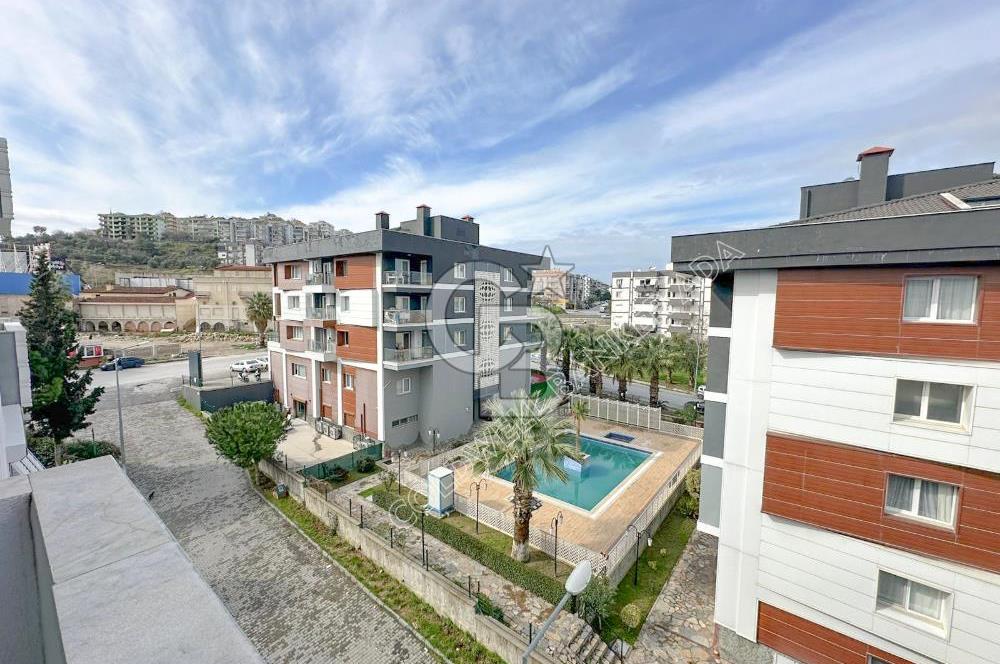 ŞEHİR MERKEZİNDE OTOPARKLI ASANSÖRLÜ KAPALI MUTFAK DAİRE