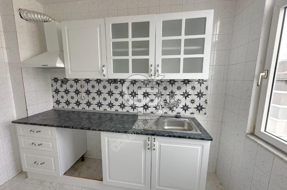 ŞEHİR MERKEZİNDE OTOPARKLI ASANSÖRLÜ KAPALI MUTFAK DAİRE