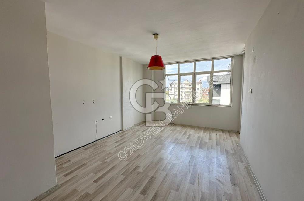 ŞEHİR MERKEZİNDE OTOPARKLI ASANSÖRLÜ KAPALI MUTFAK DAİRE