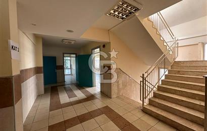 OKULLAR BÖLGESİNDE 3 KATLI, 750 m2, BAHÇELİ KOMPLE KİRALIK BİNA