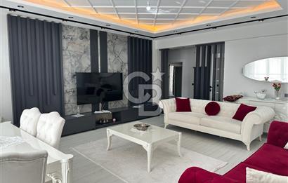 COLDWELL BANKER'den YILDIZTEPE de HAVUZLU SATILIK TRİBLEKS VİLLA