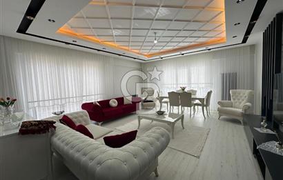 COLDWELL BANKER'den YILDIZTEPE de HAVUZLU SATILIK TRİBLEKS VİLLA