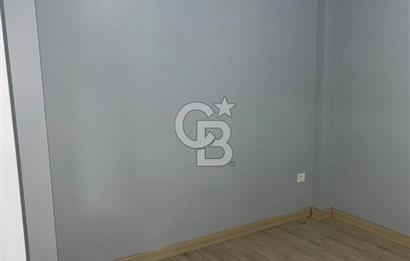 Fatih Caddesi'nin Başında Kiralık 2+1 Daire 