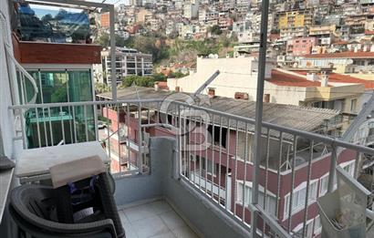 BAYRAKLI FUAT EDİP BAKSI MAHALLESİ 2+1 SATILIK DAİRE