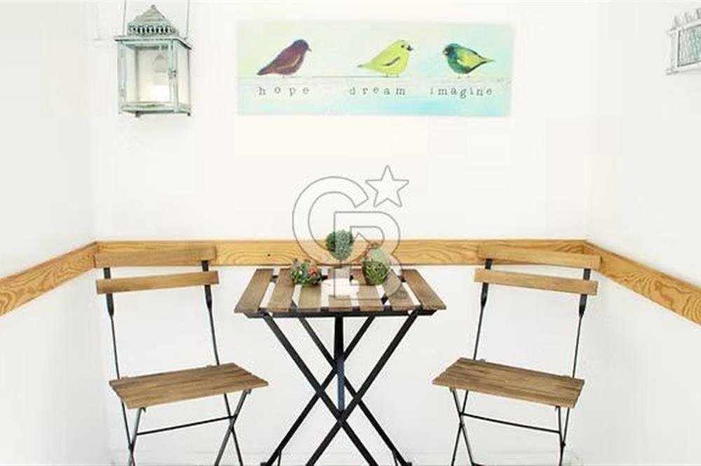 Alaçatı merkezde 7 odalı butik otel acil