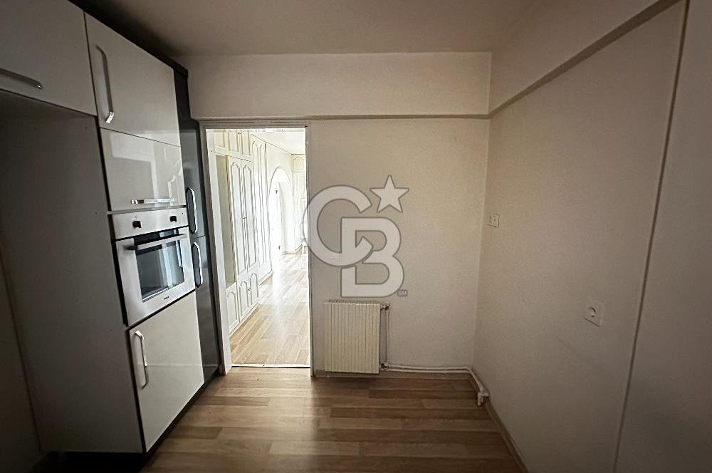 Bornova Kazımdirik Mahallesinde Tadilatlı 3+1 Merkezi Daire
